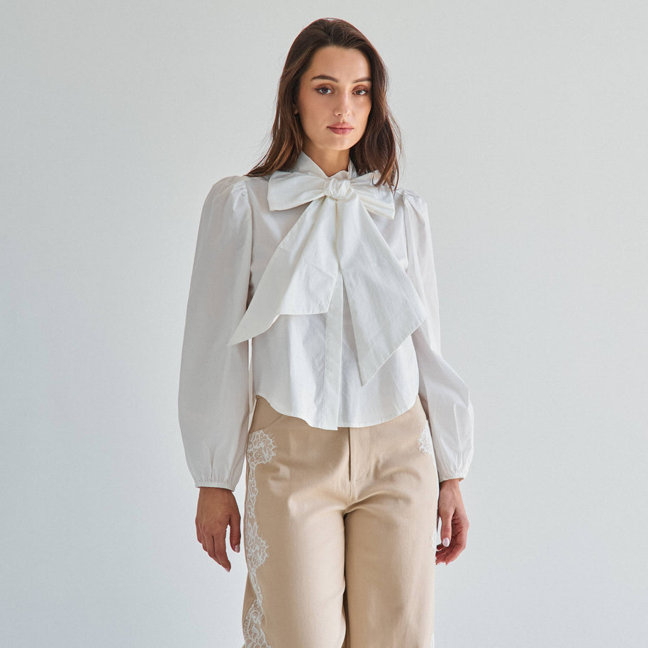 AT3430 Tie neck blouse