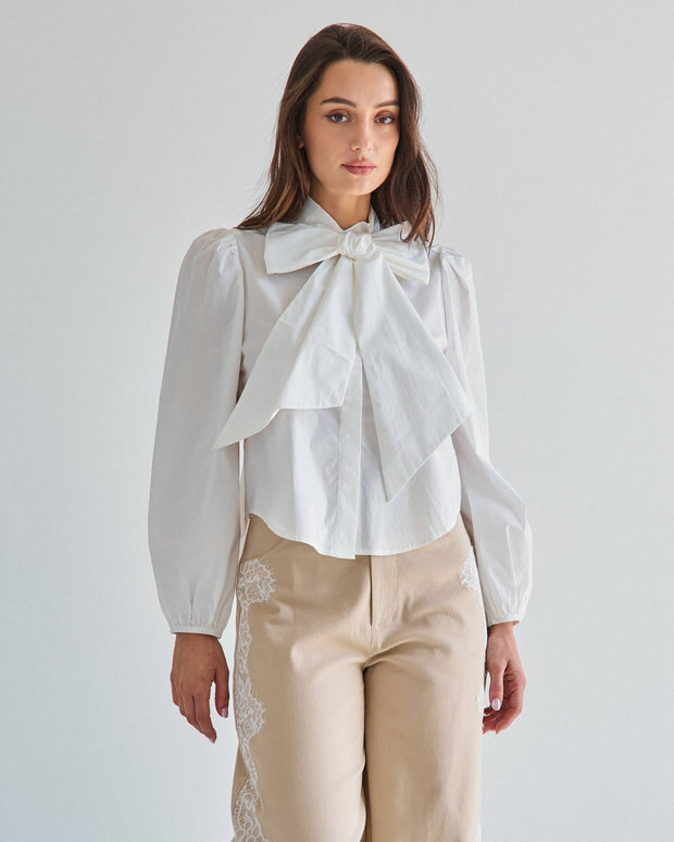 AT3430 Tie neck blouse