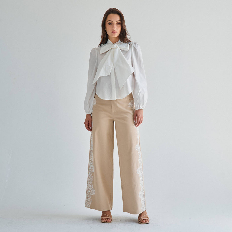 AT3430 Tie neck blouse