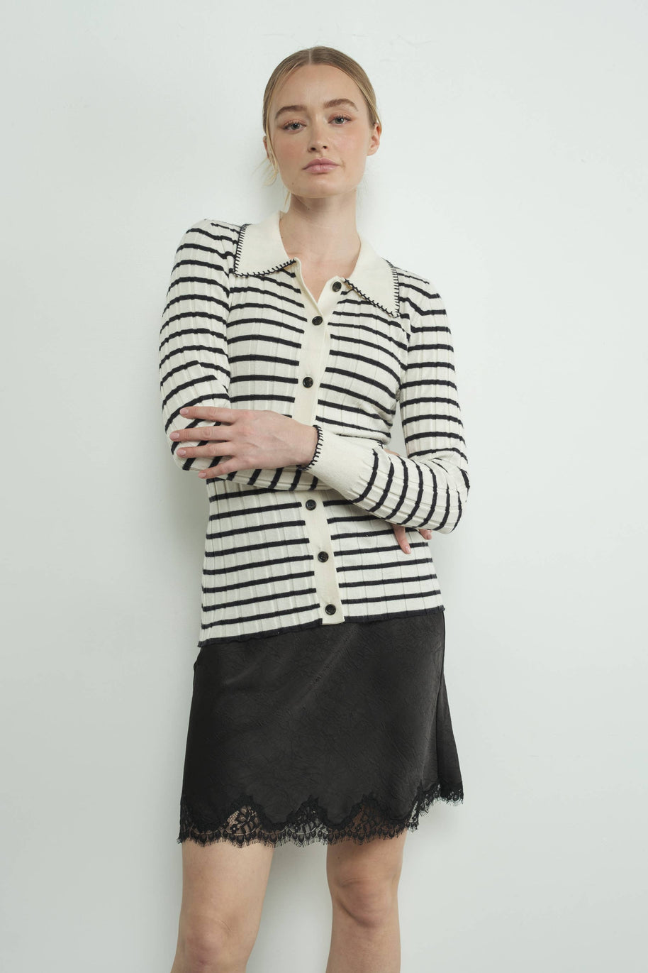 STRIPE COLLAR CARDIGAN WITH EDGE STITCH