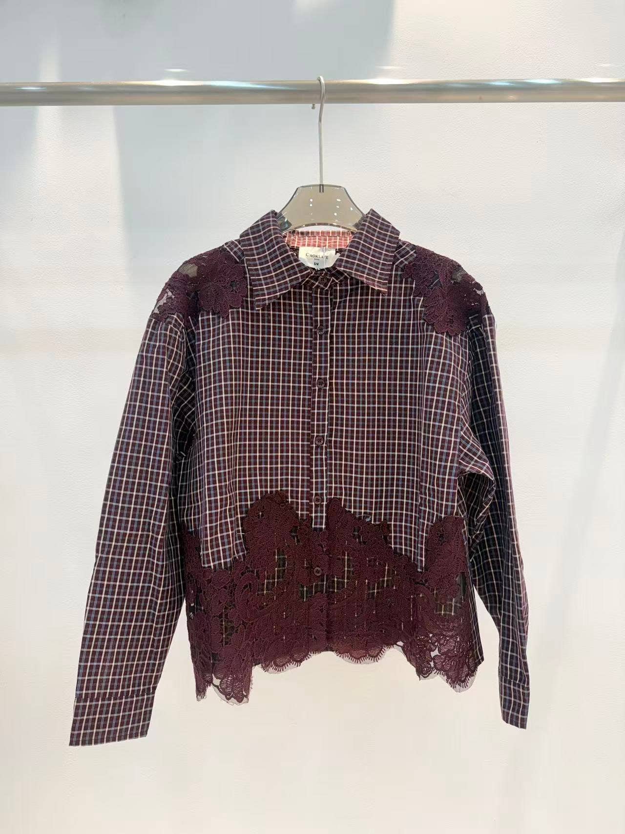 Cotton shirt with lace inserts