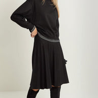 Knit pleated skirt 25”