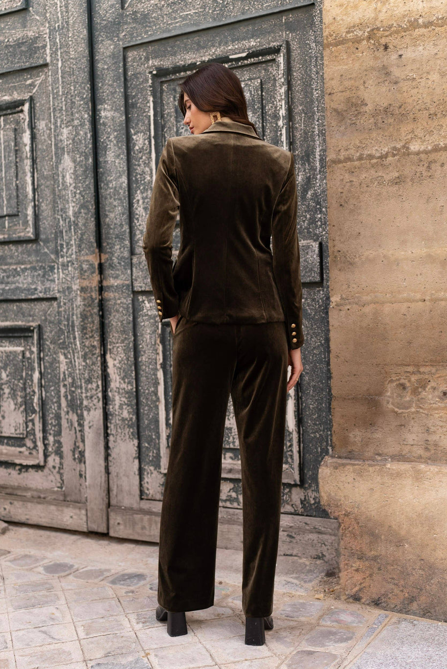 Double-breasted velvet blazer with gold buttons