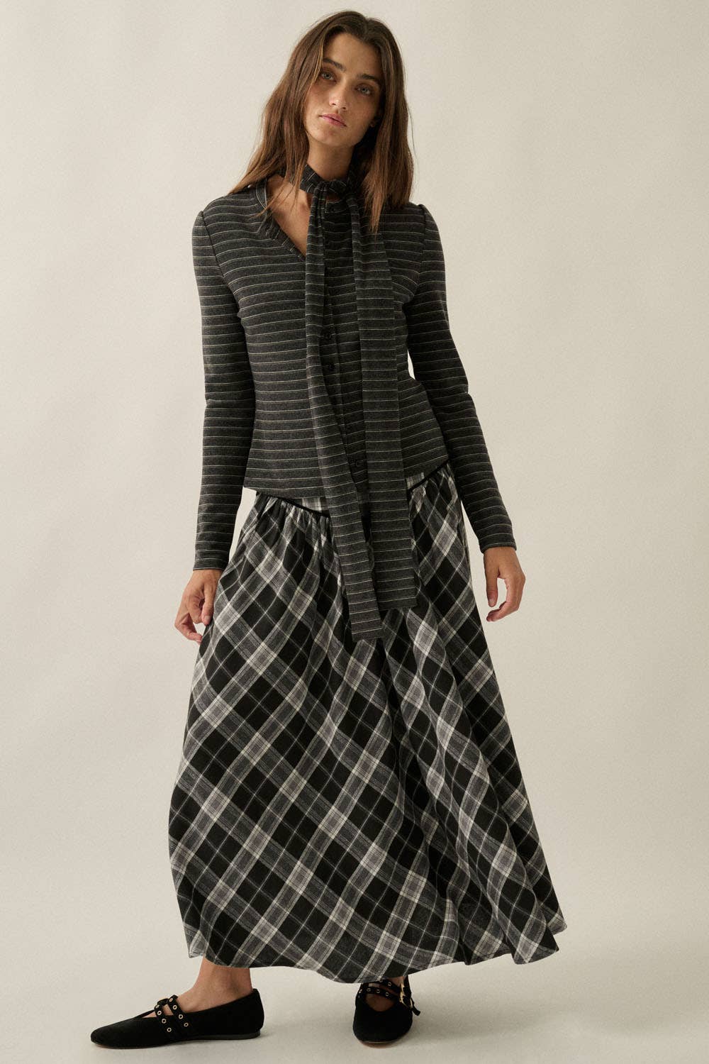 Plaid Drop-Waist Piping-Trimmed Maxi Skirt Grey