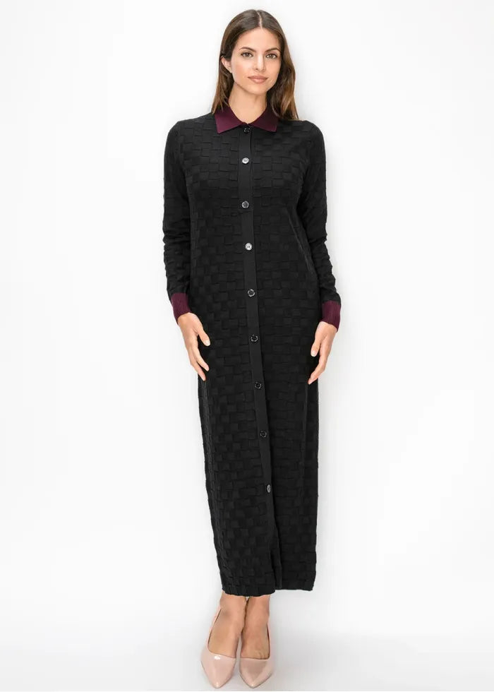 Knit dress with contrast collar