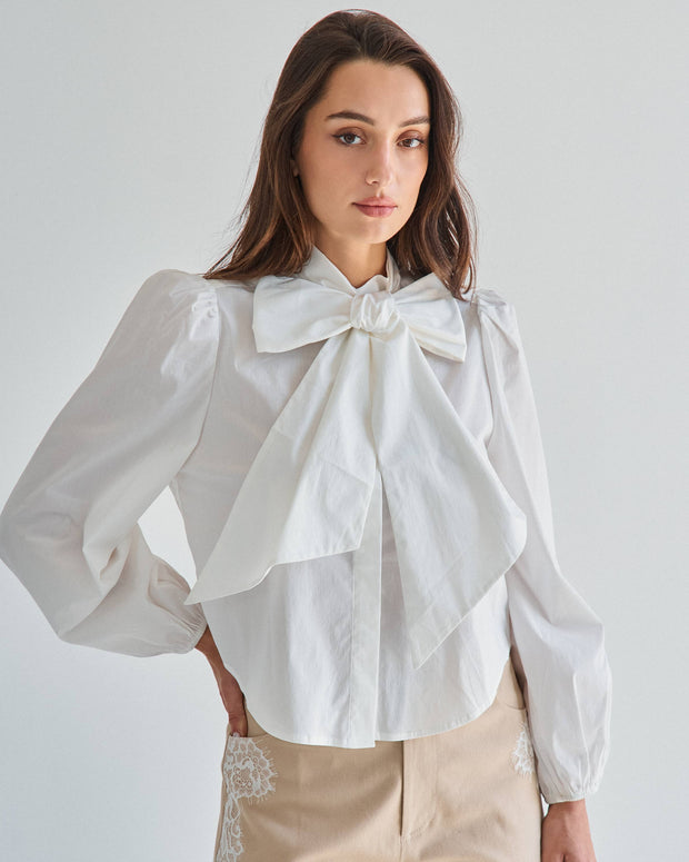AT3430 Tie neck blouse IVORY