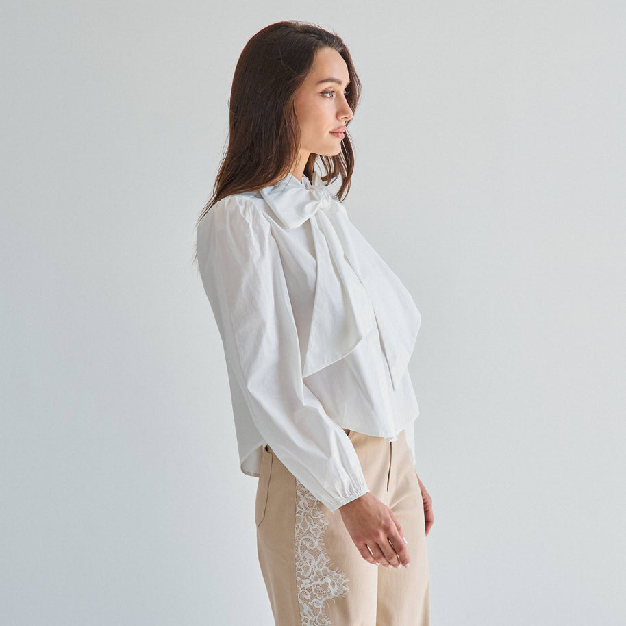 AT3430 Tie neck blouse