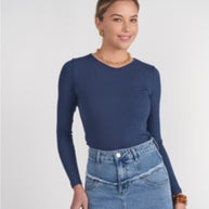 Ivee V-neck Long Sleeve Tee