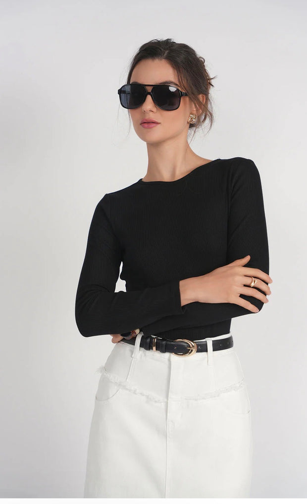 Ivee V-neck Long Sleeve Tee