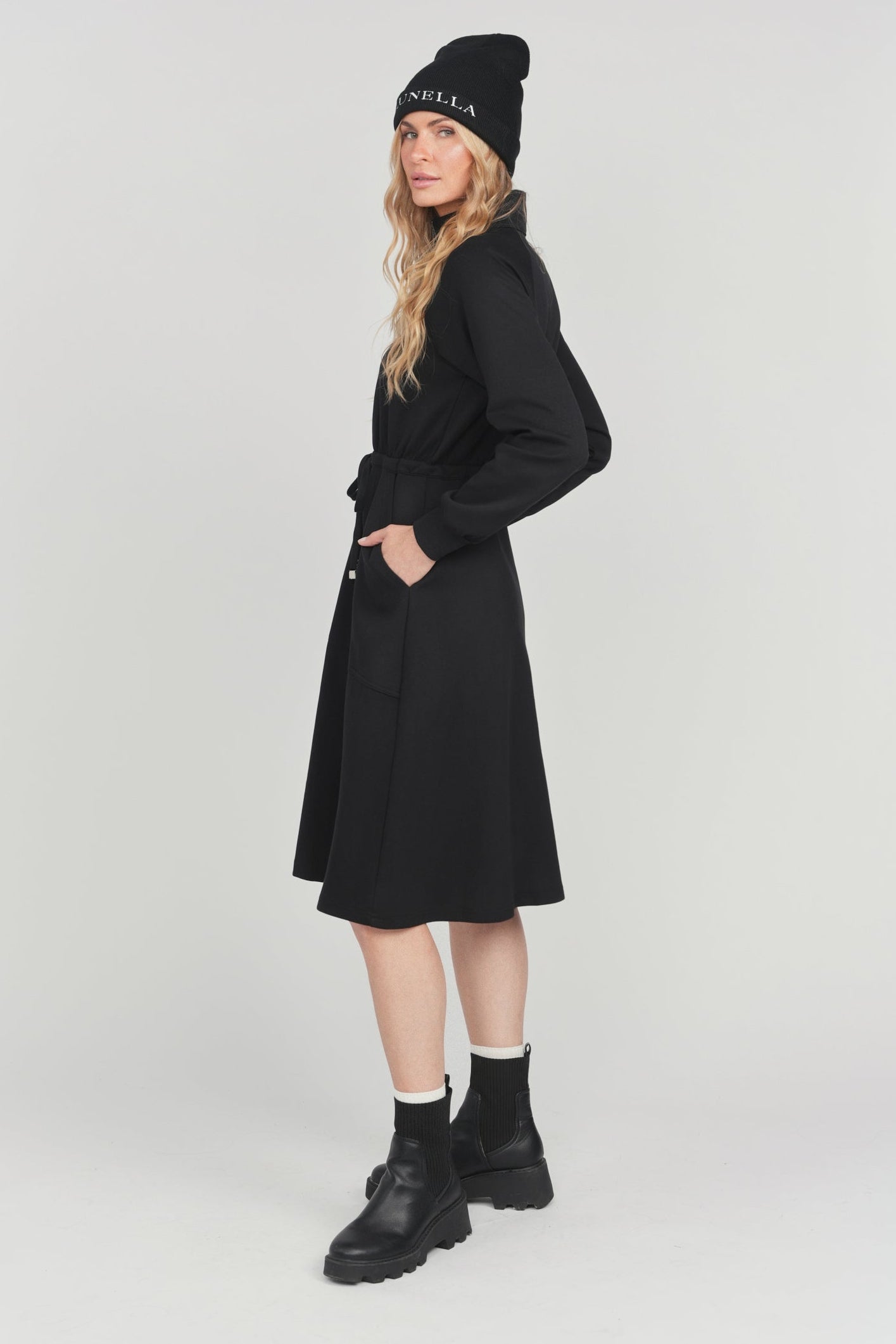 Alhena dress