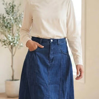 Pleated denim skirt