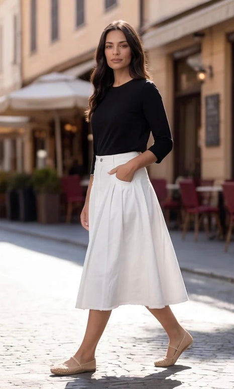 Pleated denim skirt