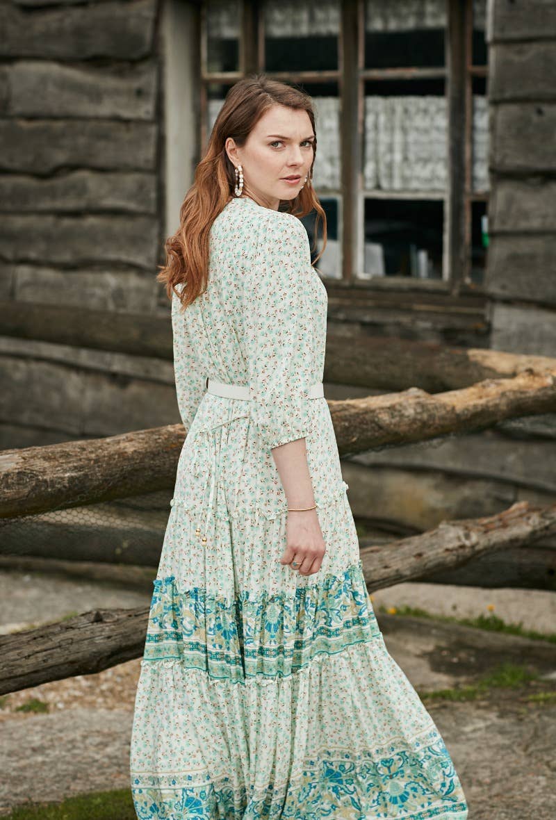 Queen dress
