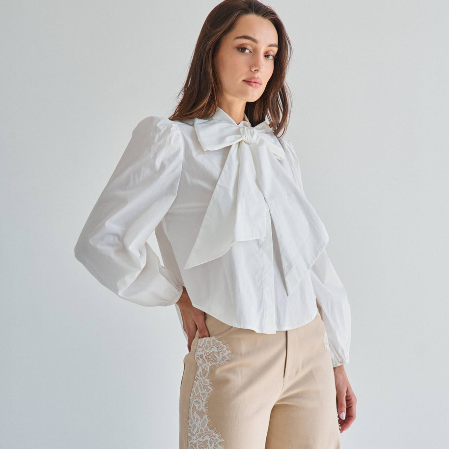 AT3430 Tie neck blouse
