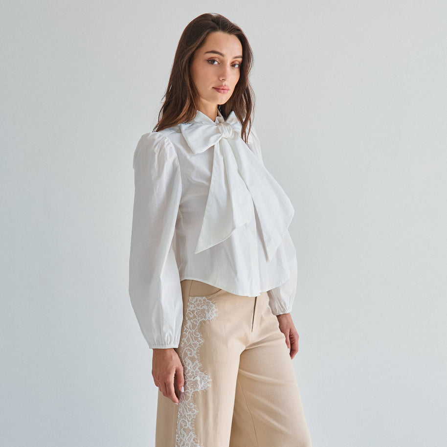 AT3430 Tie neck blouse