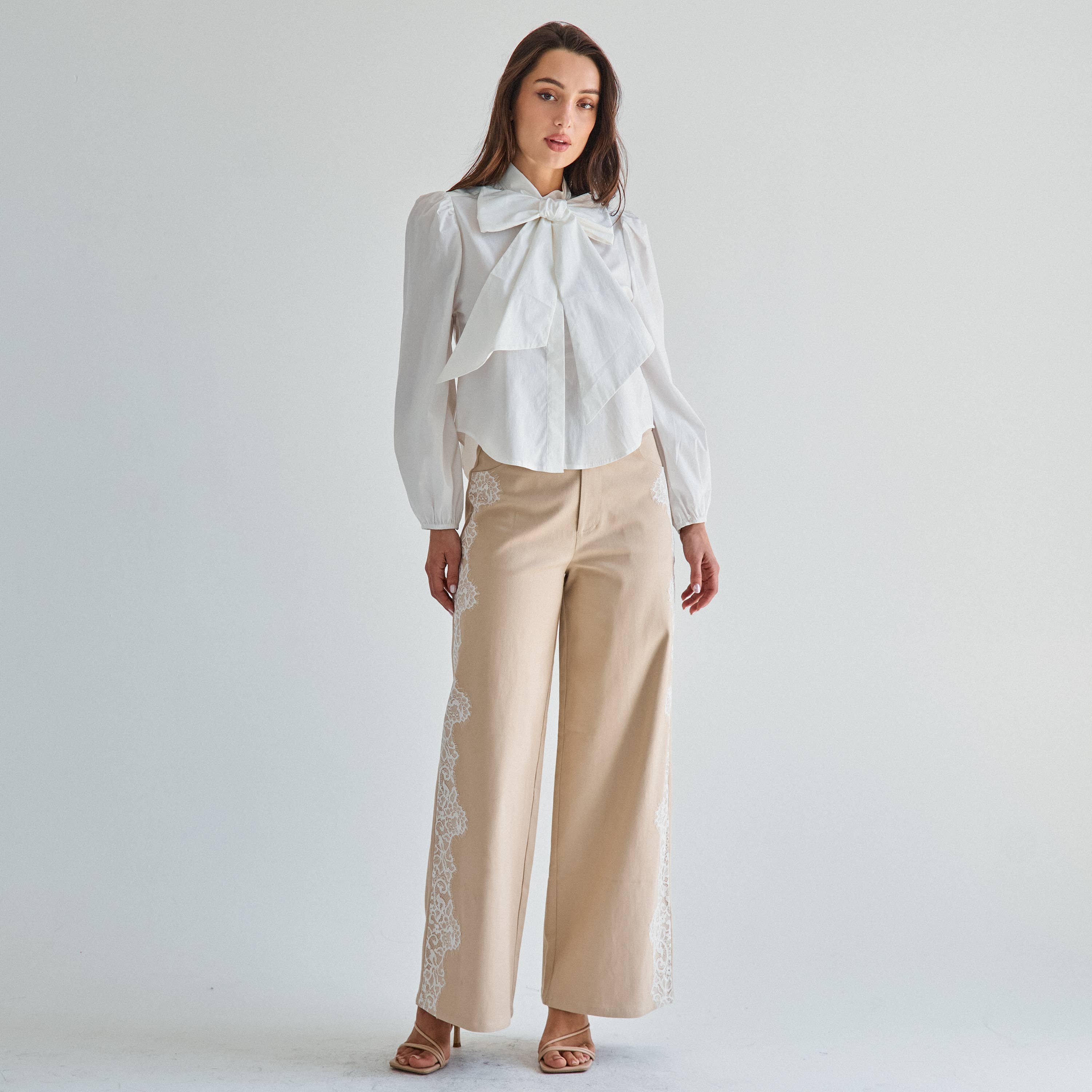 AT3430 Tie neck blouse